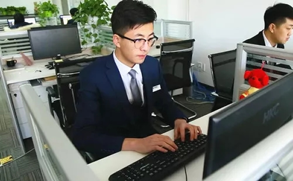 ����ͨѧ���� ����Ӧ�Ծ�ҵѹ��